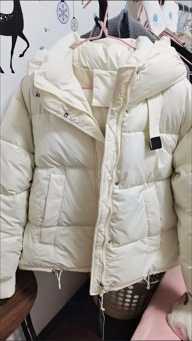 Продам куртку женскую