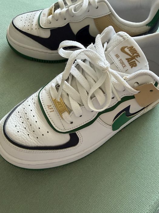 Vand adidasi nike nr 40(23,5cm)