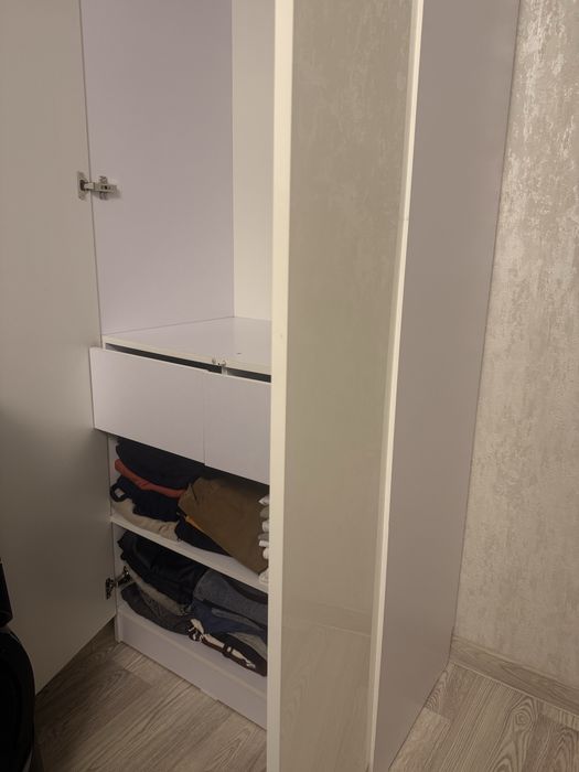 Шифоньер, шкаф, плательный шкаф