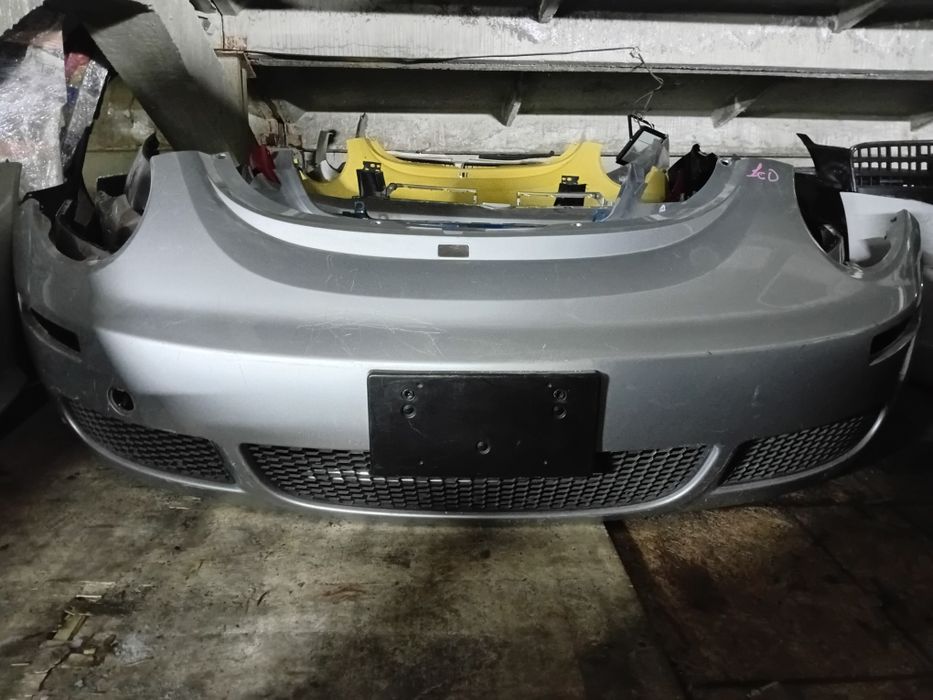Передний бампер Volkswagen New Beetle