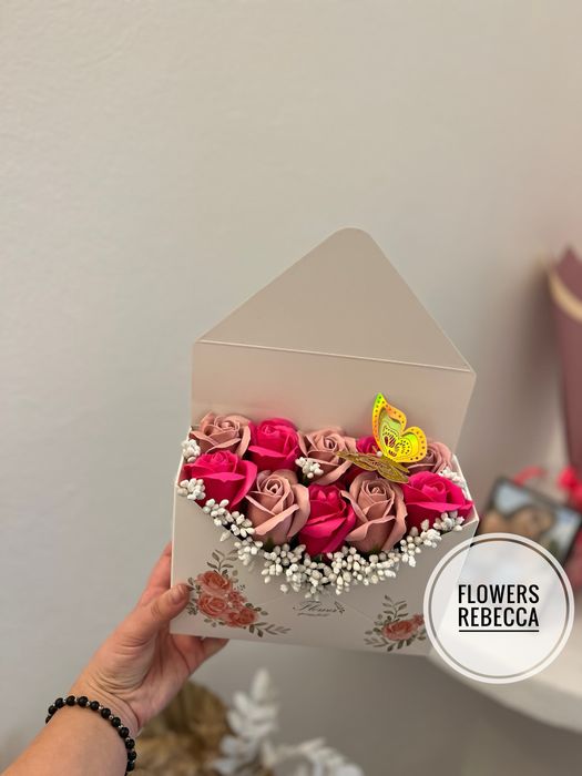 Aranjamente trandafiri de sapun