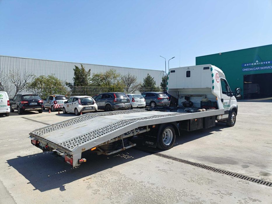 Autoplatforma Iveco daily 65 C 15