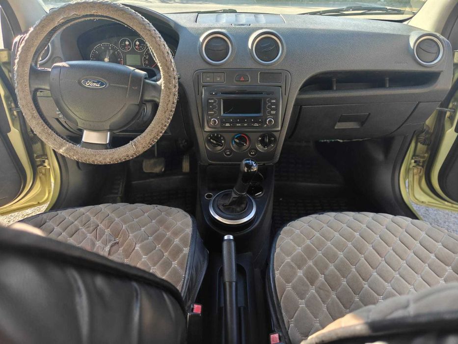 Продам автомобиль Ford Fusion