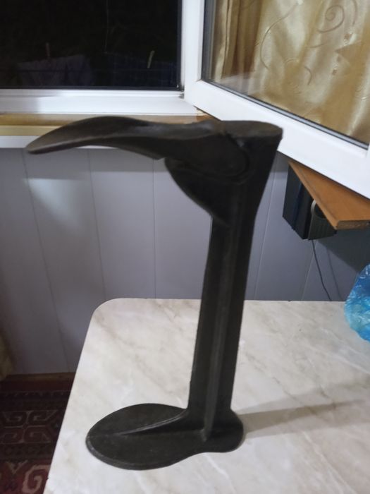 Лапка сапожная чугунная