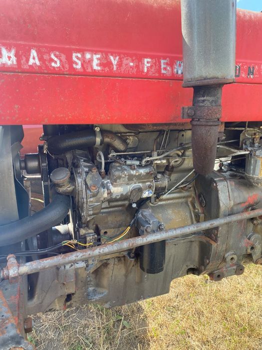 Vând tractor in stare buna de fuctionare