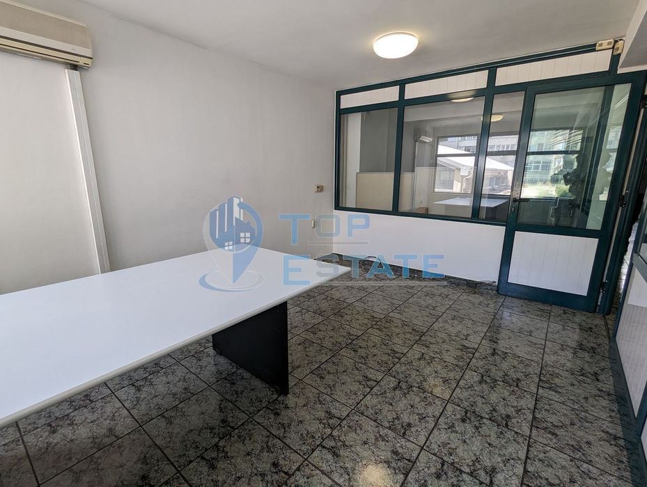 Продава се Многостаен апартамент в Велико Търново, Център - 125 кв.м за 1280 €/кв.м - Снимка #4