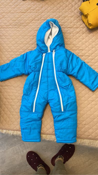 2 бр.- бебешки космонавти/ грейки/ зимни грейки- 3-6 м