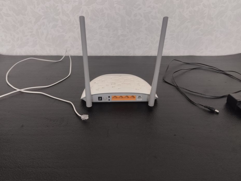 Продам WiFi роутер