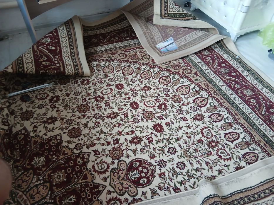 Продам ковёр размер 4*5