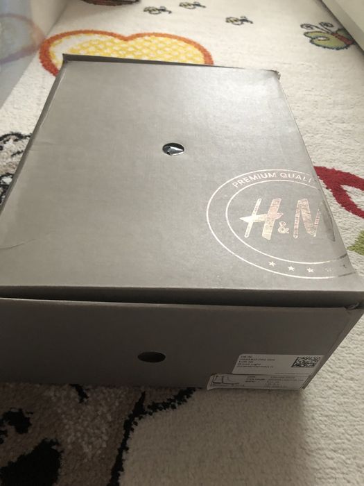 Botine femei H&M noi, piele intoarsa