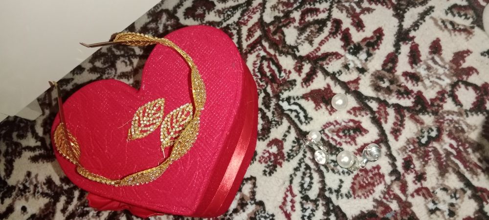 Kelinlar uchun diyademalar