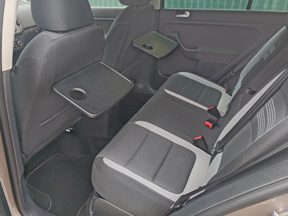 Vând  GOLF 6 PLUS. 1.6. TDI  LIFE 2013