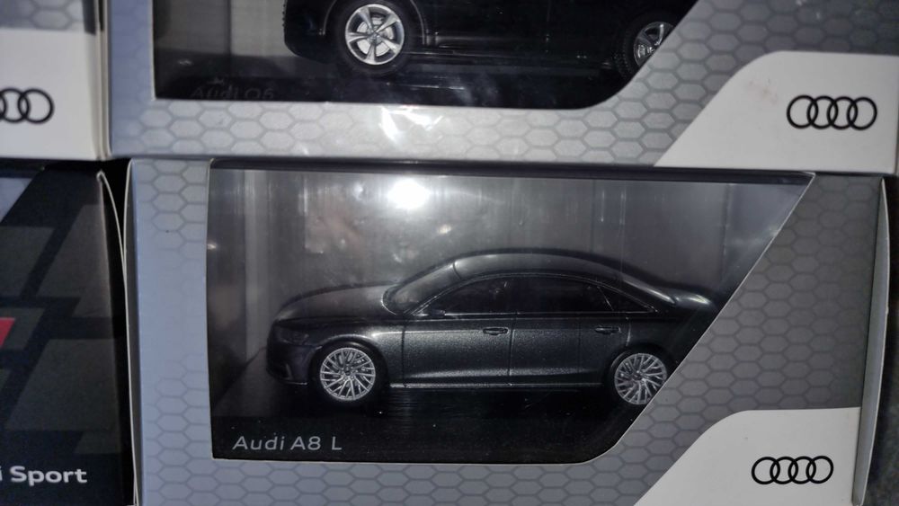 Se vinde macheta audi A5,a8,q2,q5