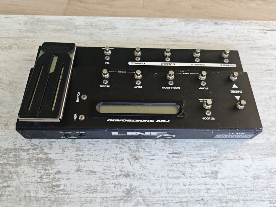 Line 6 Spider Valve HD100 Bogner + FBV Shortboard + нови JJ 6L6 лампи