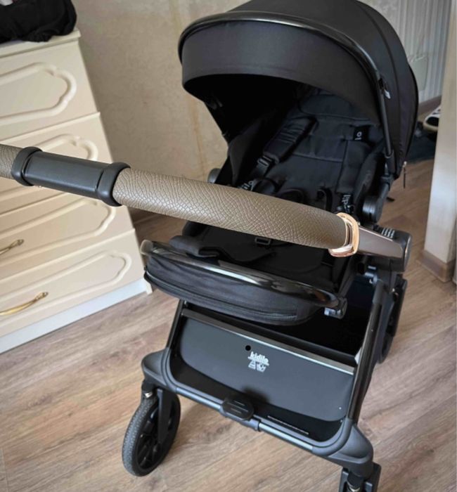 Коляска прогулочная Kidilo