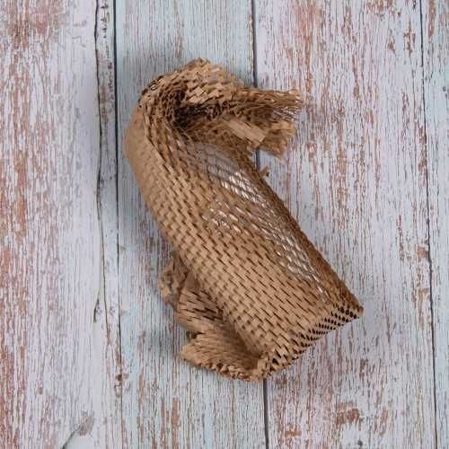 2 бр. разтегателна хартия „Пчелна пита“ – 80 м / 50 см