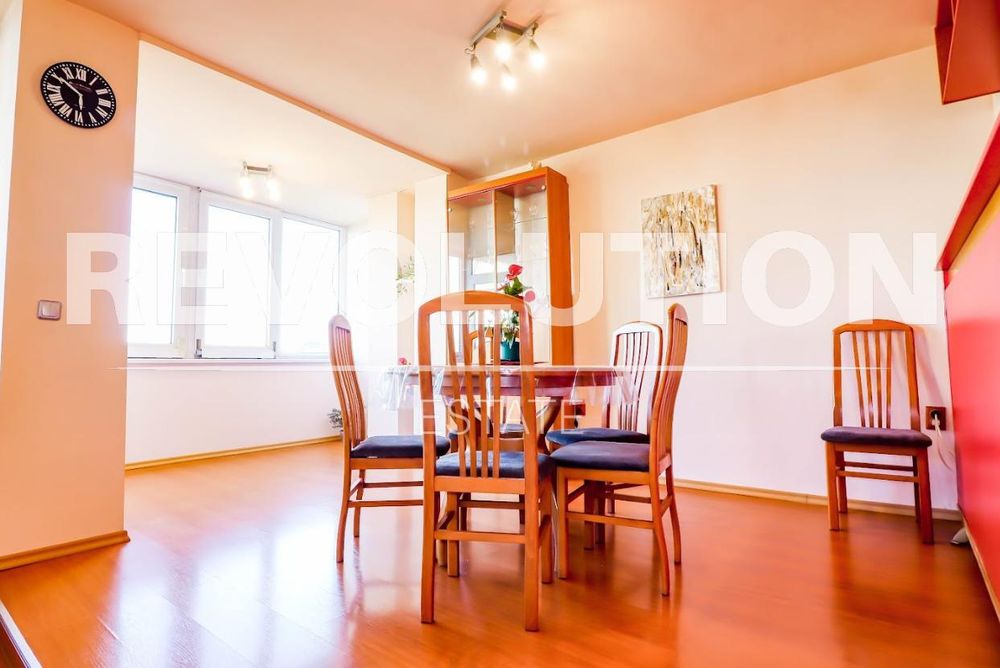 Дава се под наем Четиристаен апартамент в Варна, Чайка - 130 кв.м за 700 € - Снимка #8