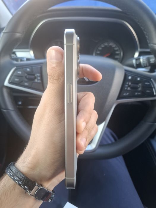 iPhone 15 pro 256