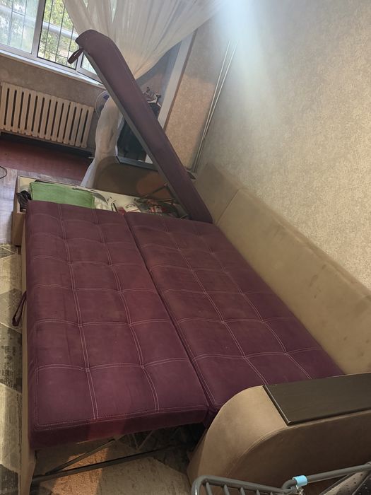 Продаеться диван