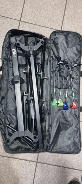 Hope Amanet P6 Set Pescuit Lansete+ rodpod +senzori