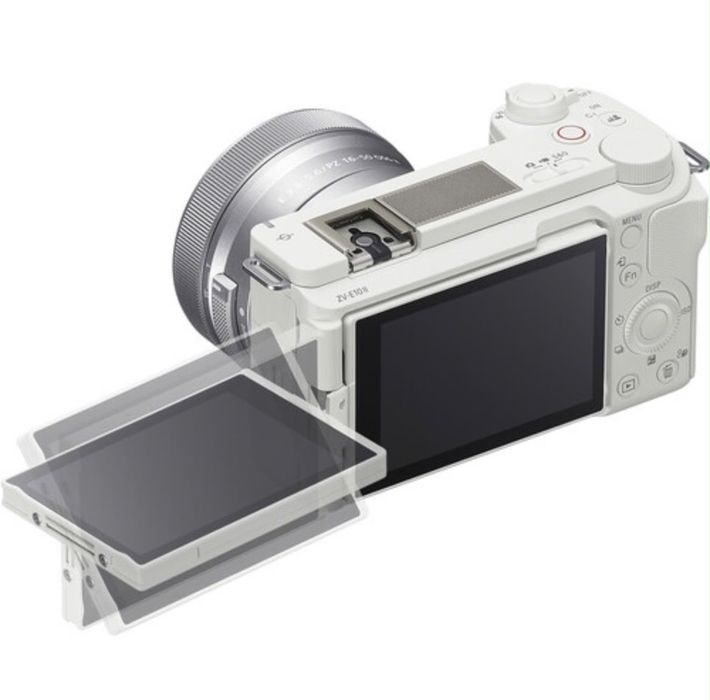 Sony ZV-E10 II  в отличном состояний  .