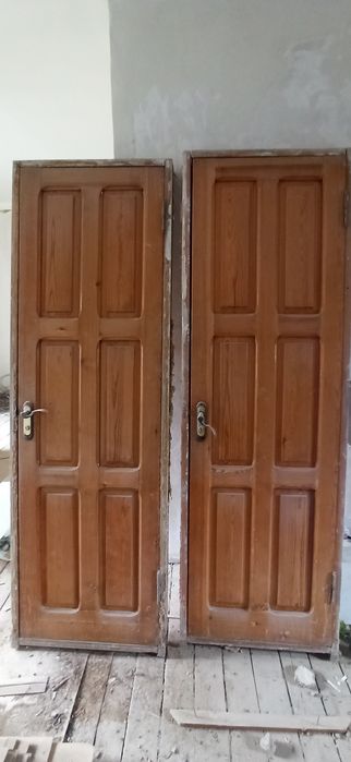 Деревянные двери