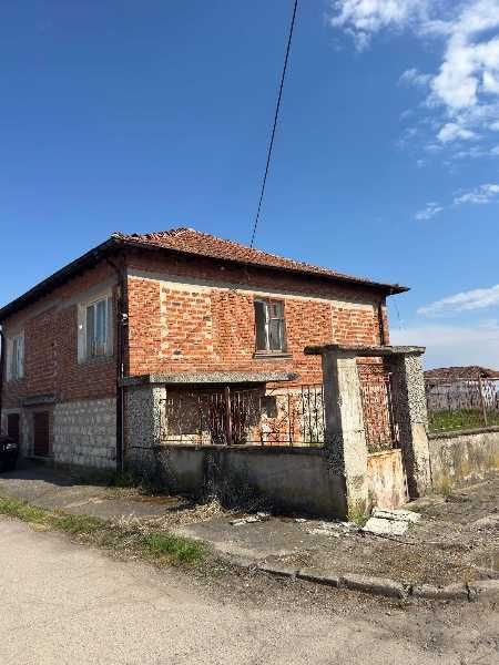 Къща в село Милево