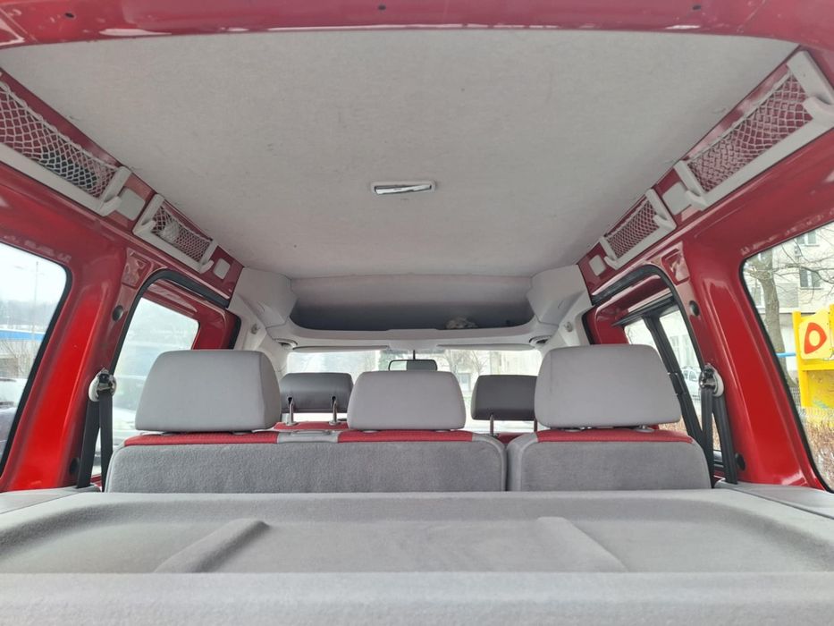 Фолксваген Кади 1,4 бензин 2009 год