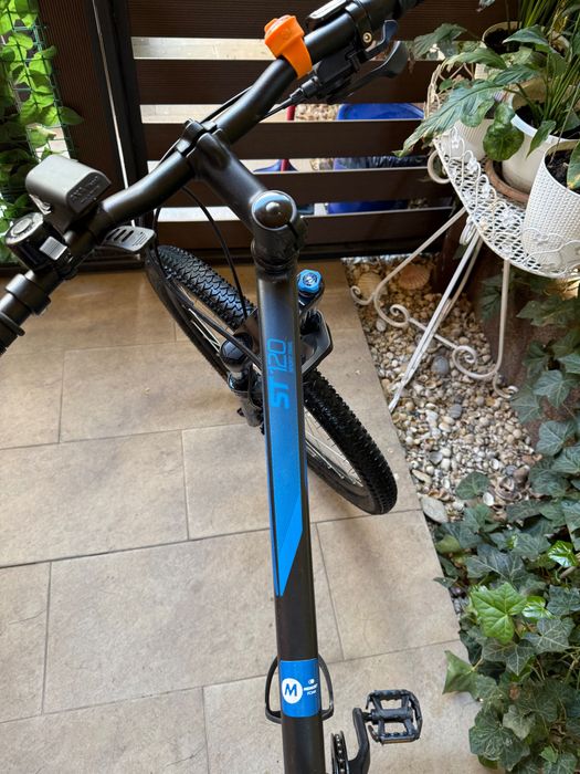 Bicicleta de vânzare