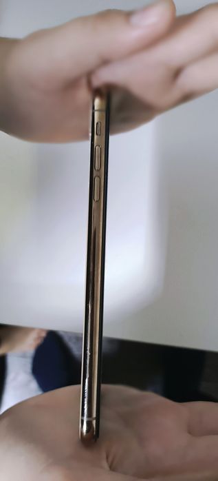 Продам apple XS MAX