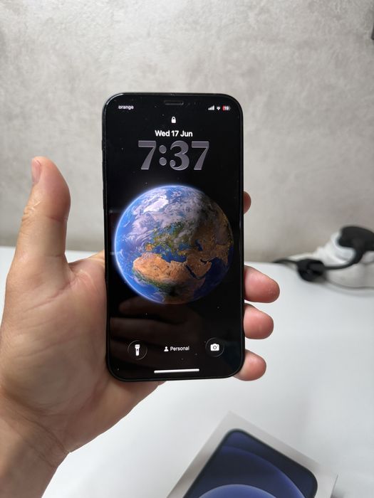 Iphone 12 black, impecabil, la cutie full