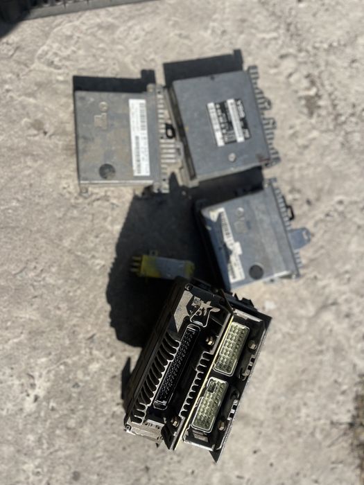 Мерседес 124 запчасть