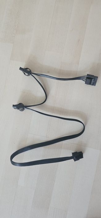 Cabluri alimentare SATA pentru sursă modulară – multiple conectori