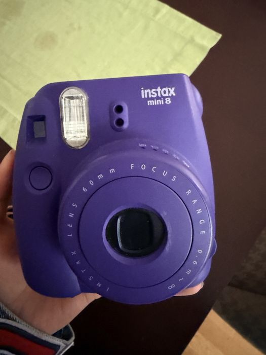 камера INSTAX MINI 8