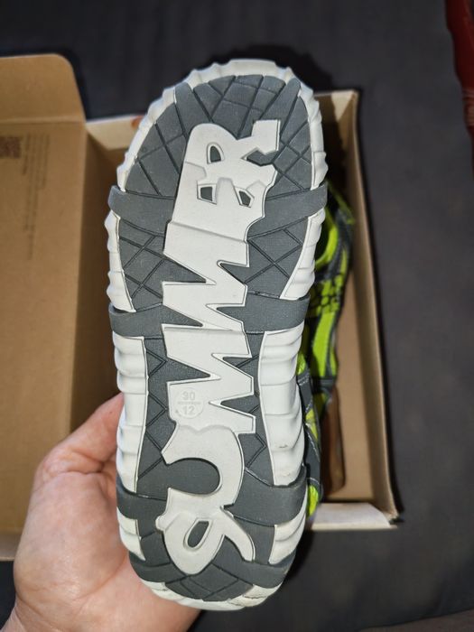 Sandale noi mărimea 30