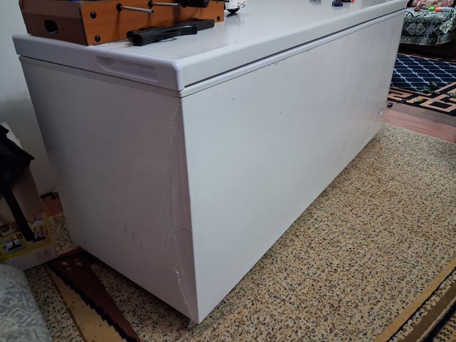 Морозильная камера Бирюса