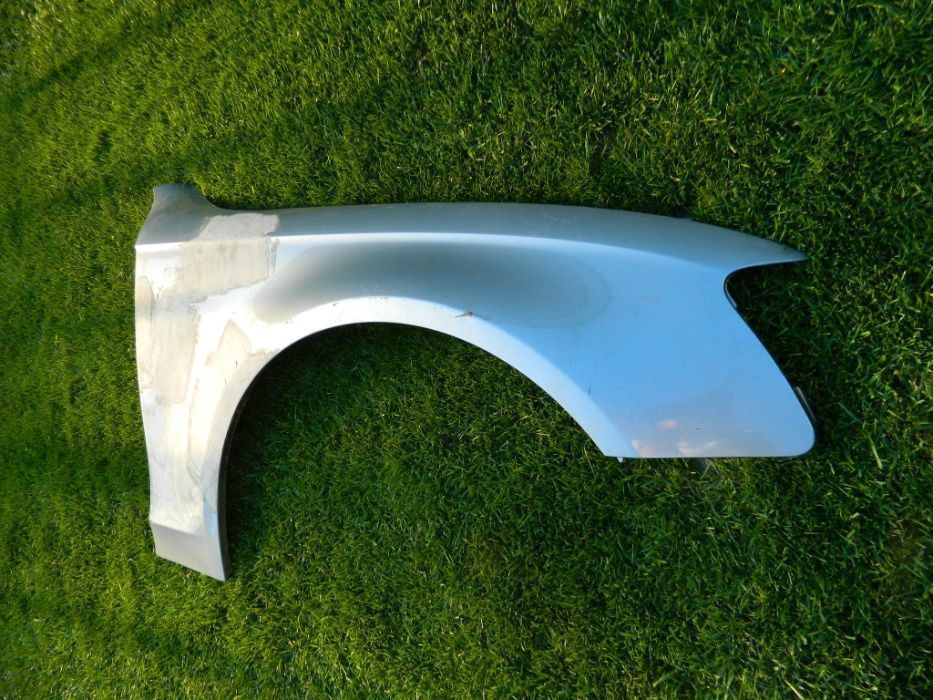 Aripa dreapta fata Audi A4 model 2012-2015