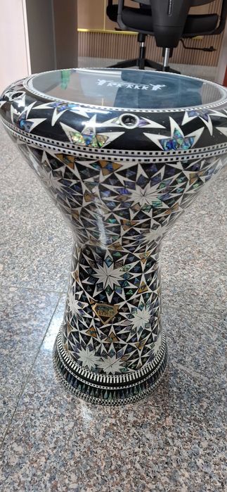 Sadafli Gawharet El Fan tabla (darbouka) 23 sm — to‘liq komplekt