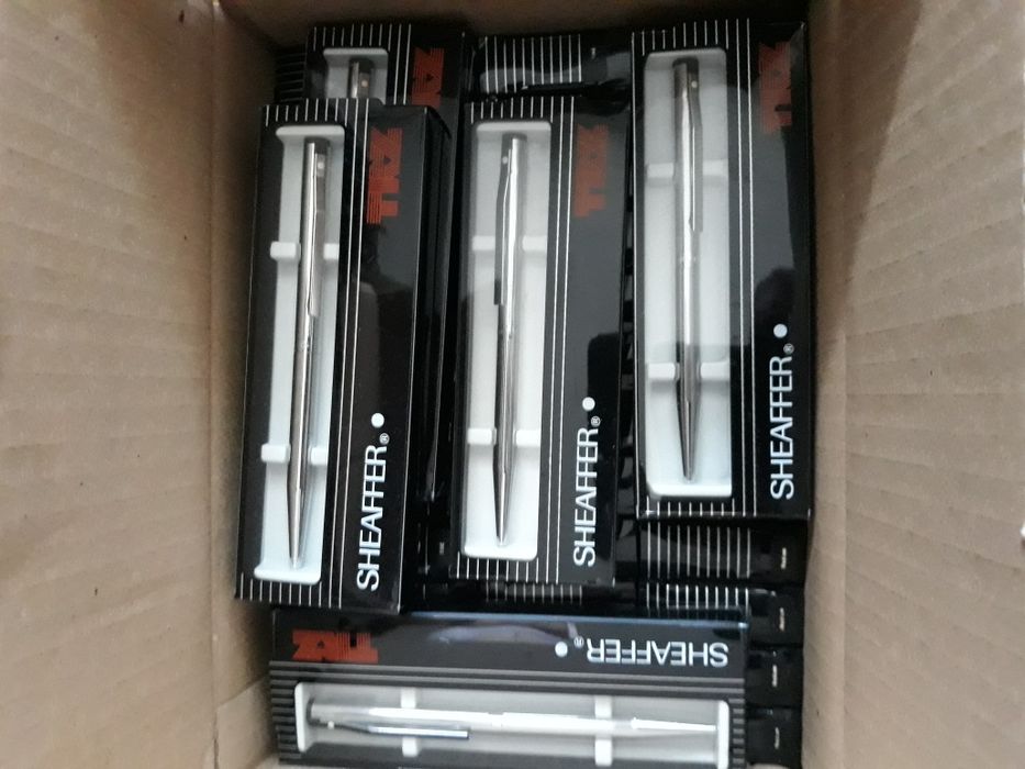 Pics pix Nou Sheaffer din USA in mai multe culori (Disponibil 300 buc)