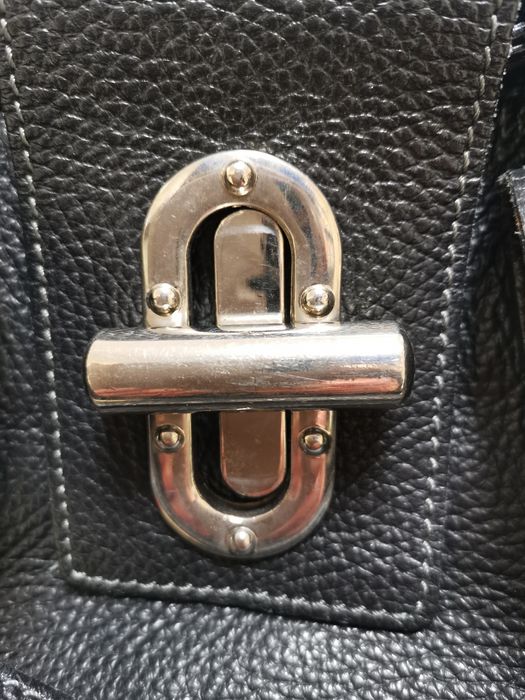 Дамска чанта от естествена кожа