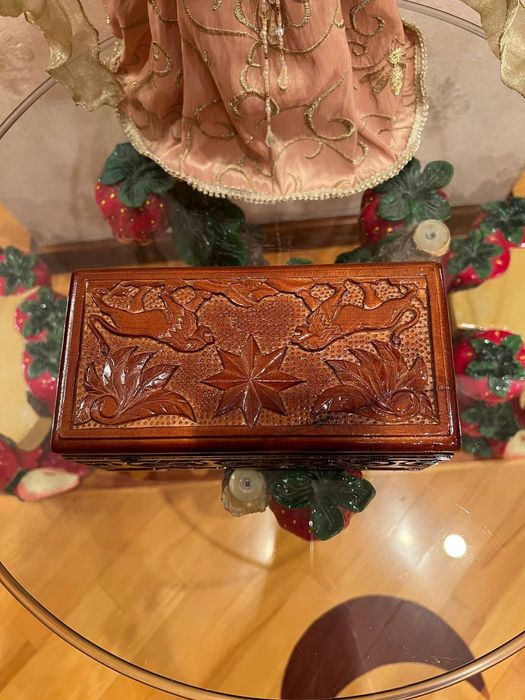 Шкатулка для драгоценностей