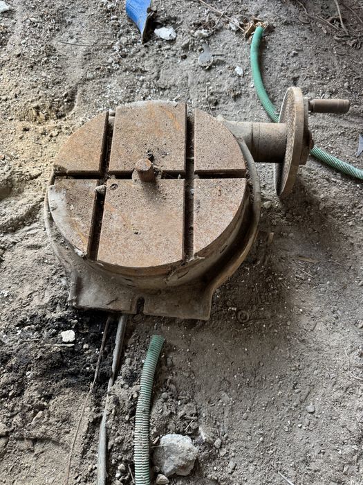 Редуктор цилиндри ел мотор  ламарина грайферна кофа