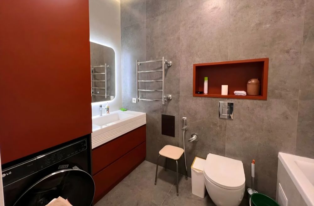 Продается 4комн квартира полноценная