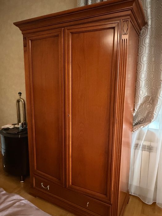 Продам шкаф Италия