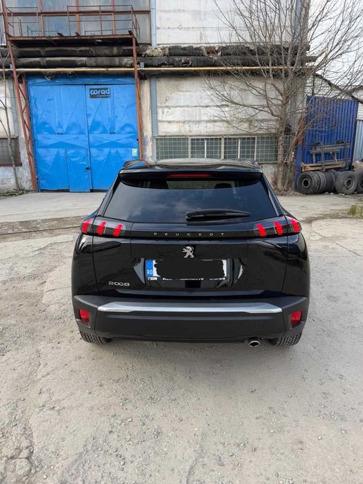 PEUGEOT 2008 2021