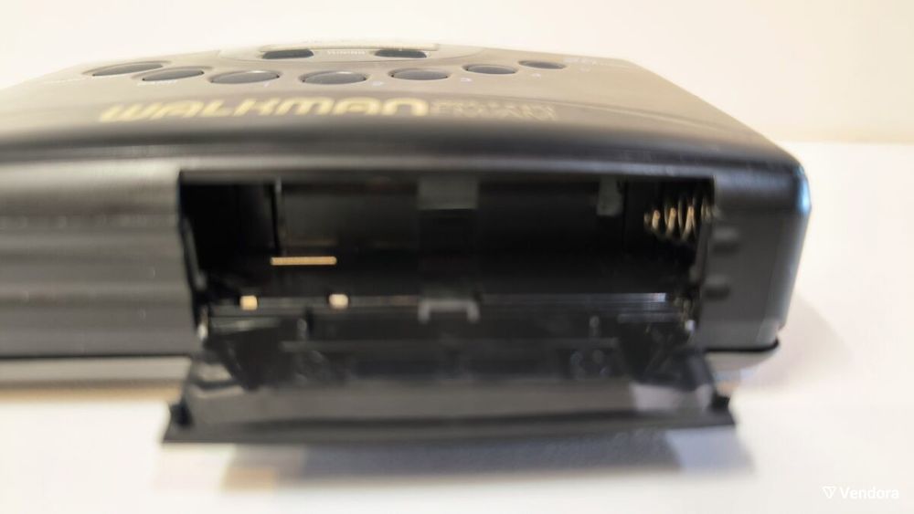 Sony Walkman WM-FX251 (FM/AM касетофон)