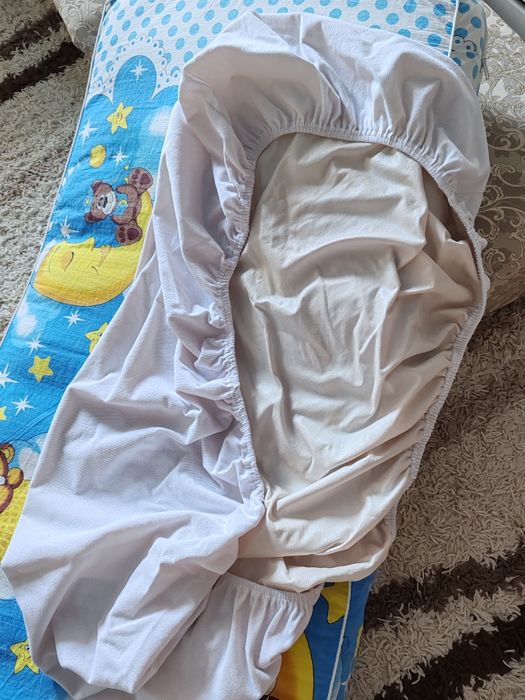 Детский матрас + наматрасник