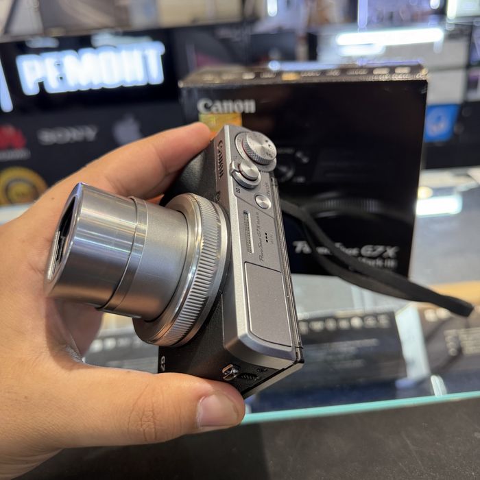 Canon G7X mark iii silver