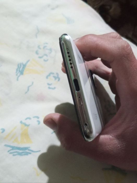 Xiaomi 11T 8/128 sotiladi
Holati yaxshi, 8+8 RAM
128 GB xotira
Batarey