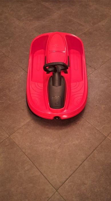 ШЕЙНА Gizmo-Raiders-Stratos с кормило, Racing Red